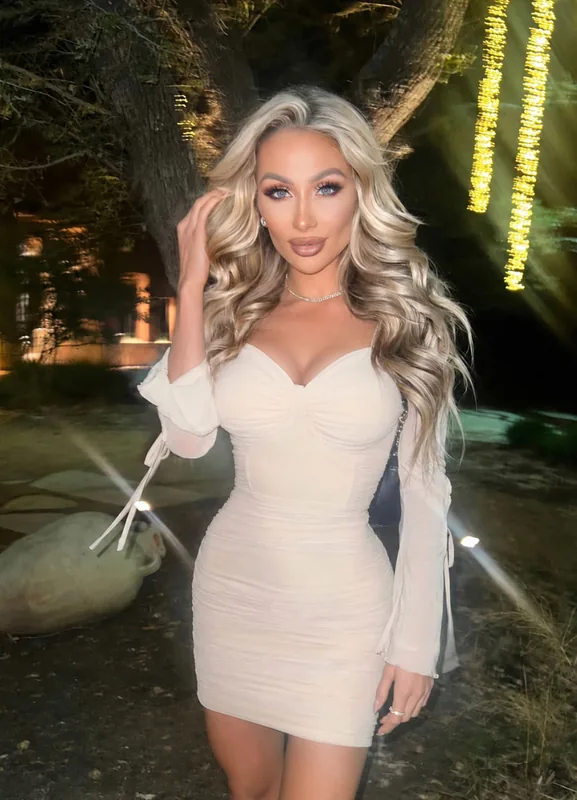 Nicole, 30, from Toronto — verified profile